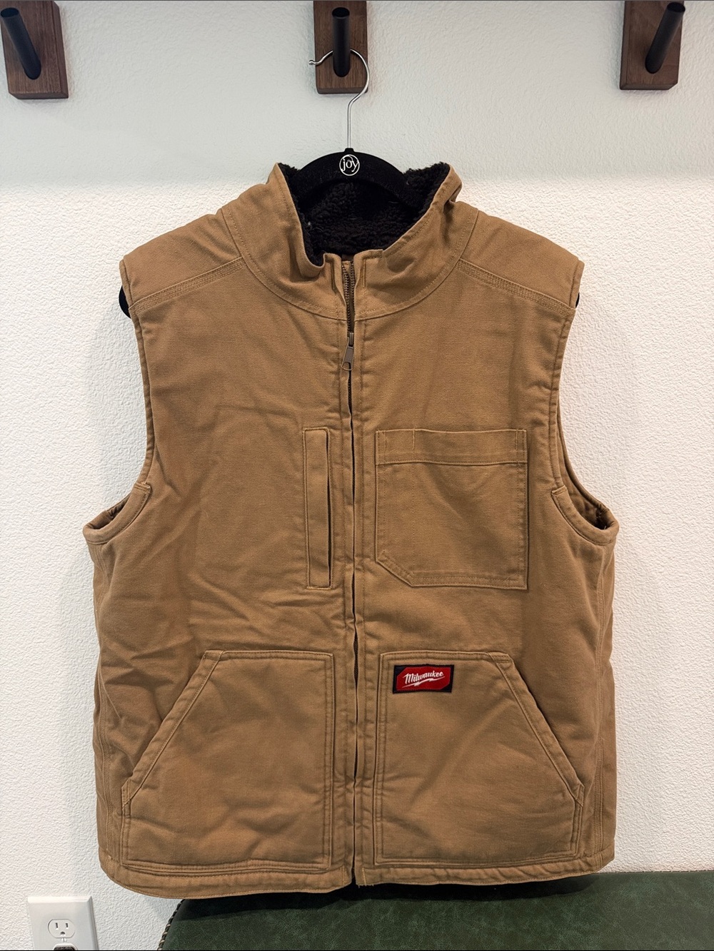 Milwaukee Men's Tan Insulated Work Vest